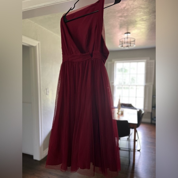 ASOS Burgandy Midi Tulle Bridesmaid’s Dress - Picture 2 of 6